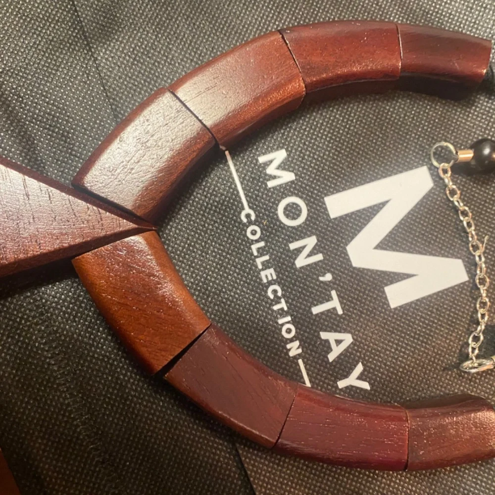 Delta Sigma Theta wood necklace and earring set - Picture 4 of 4